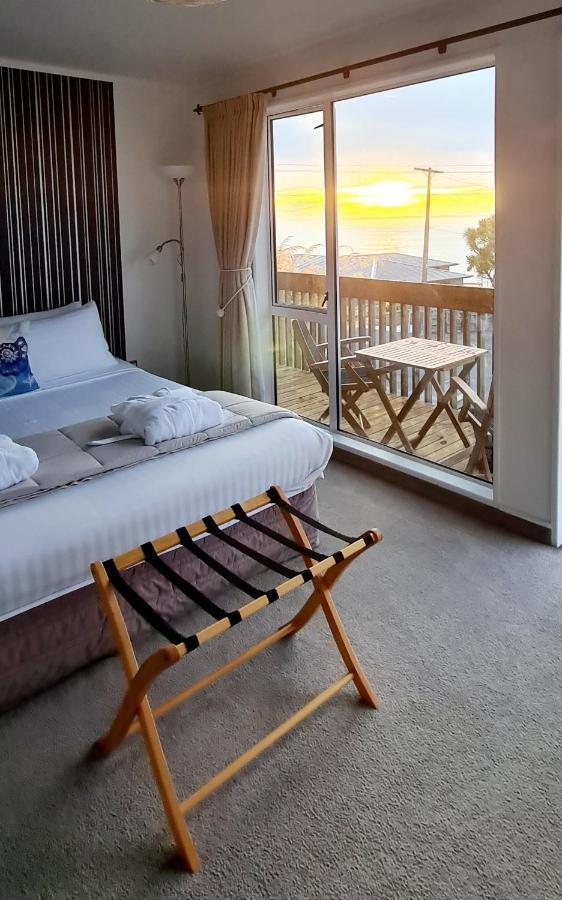 Kaka Point Spa Accommodation - Catlins Екстериор снимка